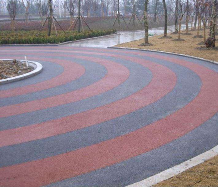 壓模地坪顏色多種多樣，可以隨便挑選